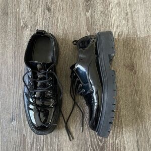 Aldo Shiny Black Lace-Up Shoes